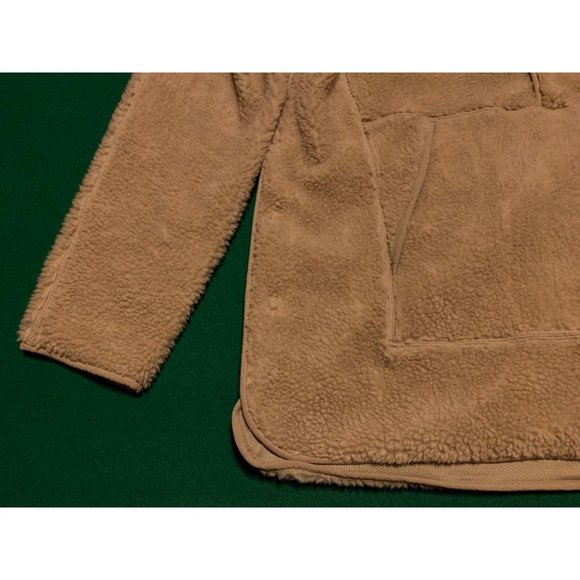 Nike Yoga Therma-Fit Sherpa Fleece Pullover Training Sweatshirt DD2182-247 Khaki - Picture 7 of 11